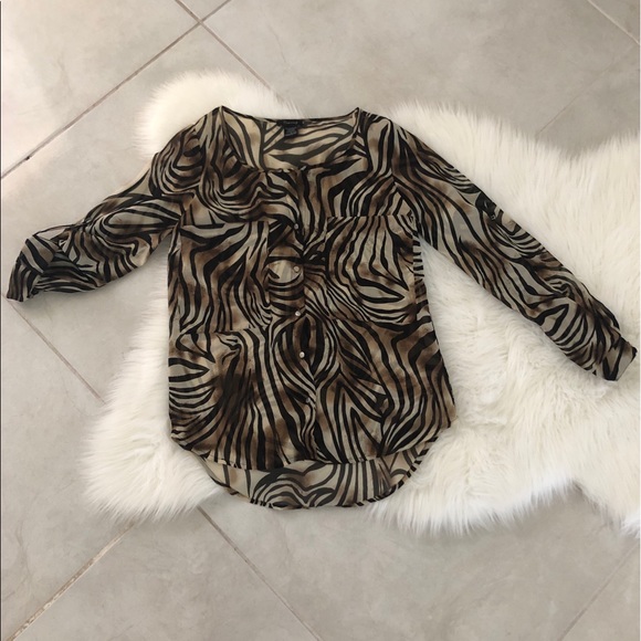 Tiger Print Sheer Blouse, size Small to Medium - Picture 3 of 8